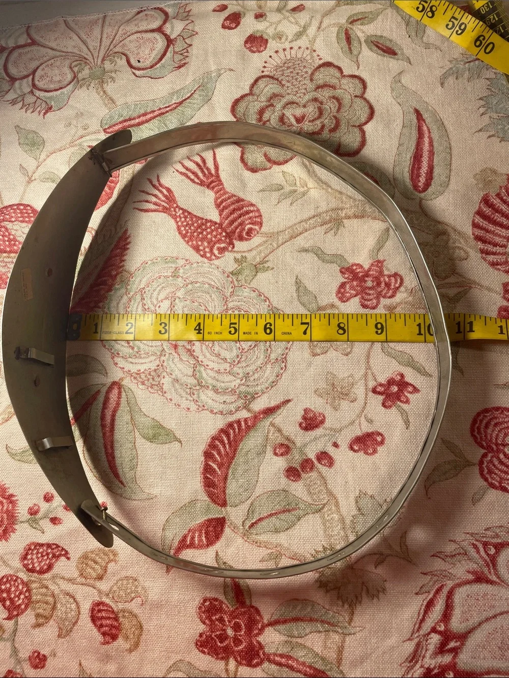 Made in India Vtg Metal Oval Accent Wedding Statement  display picture 1